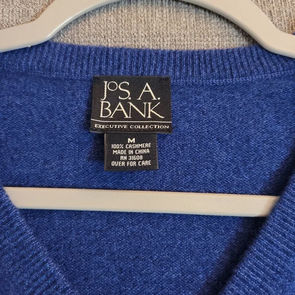 Jos. A. Bank Executive Collection Blue Cashmere Sweater Size Medium - Picture 3 of 4